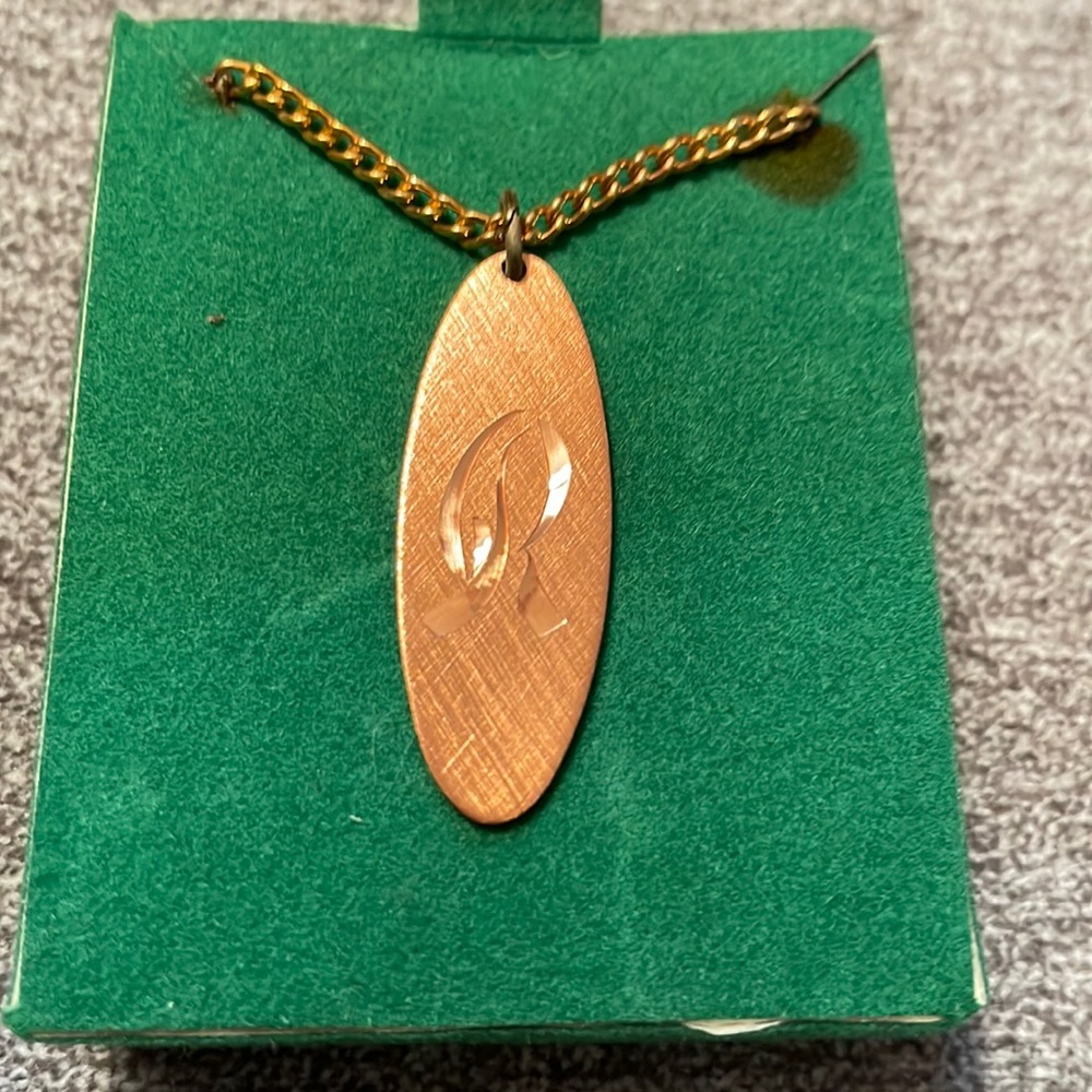 Coppercraft R initial drop 18 inch necklace